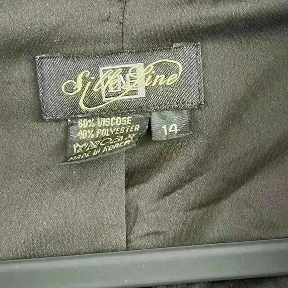 Silk line back lace jacket - Picture 7 of 7